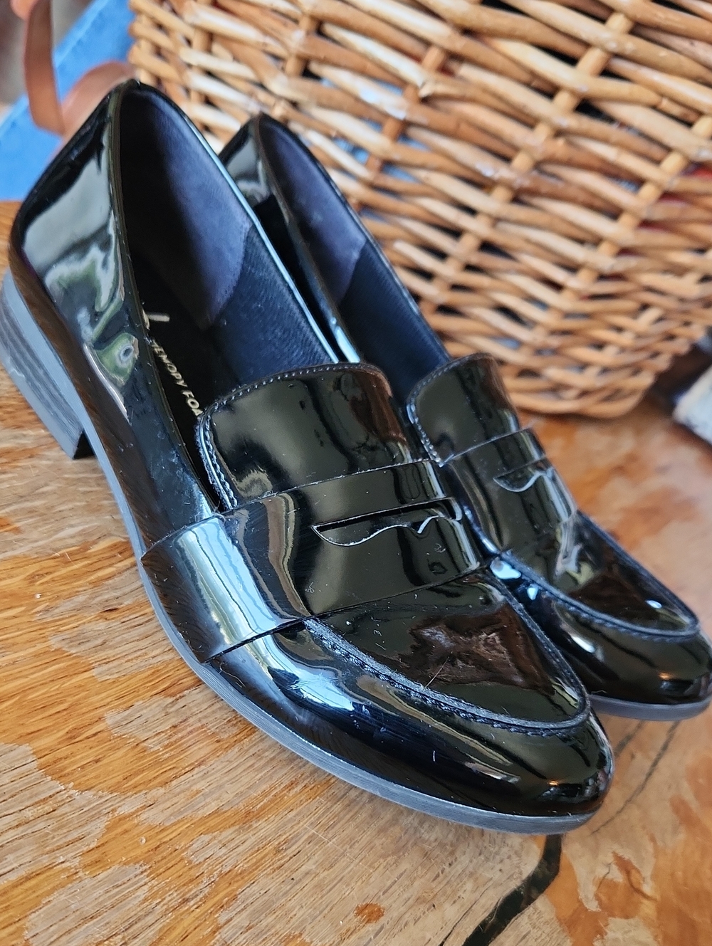 DR SCHOLL’S PATENT LEATHER LOAFERS 8